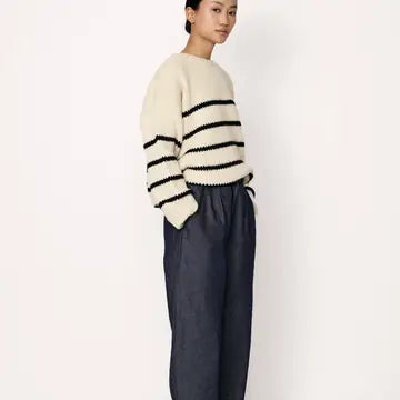 LAUDE the Label Cropped Field Sweater - Stripe