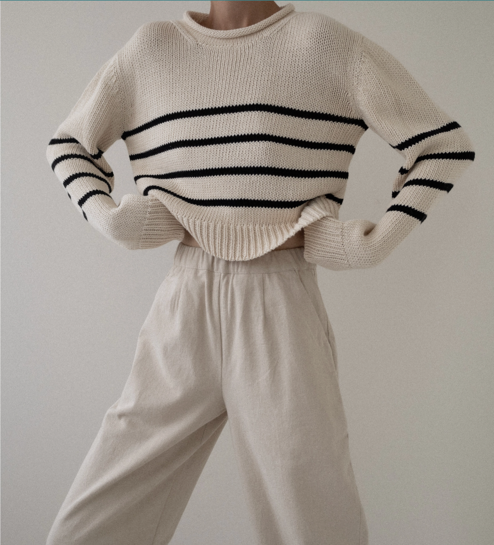 LAUDE the Label Cropped Field Sweater - Stripe