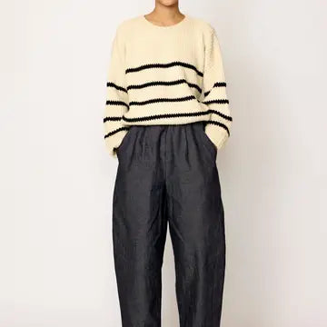 LAUDE the Label Cropped Field Sweater - Stripe